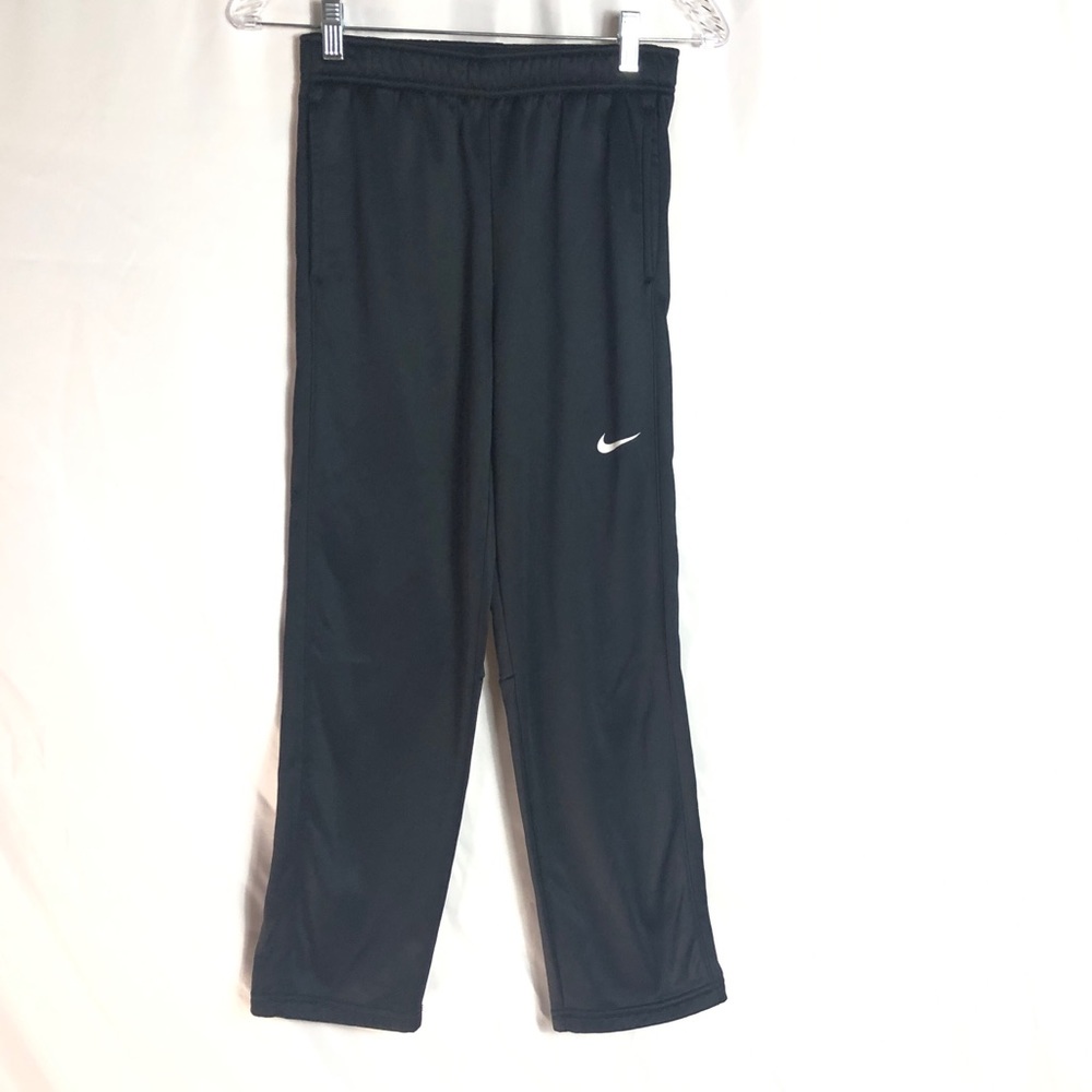 Nike Therma-Fit sweatpants